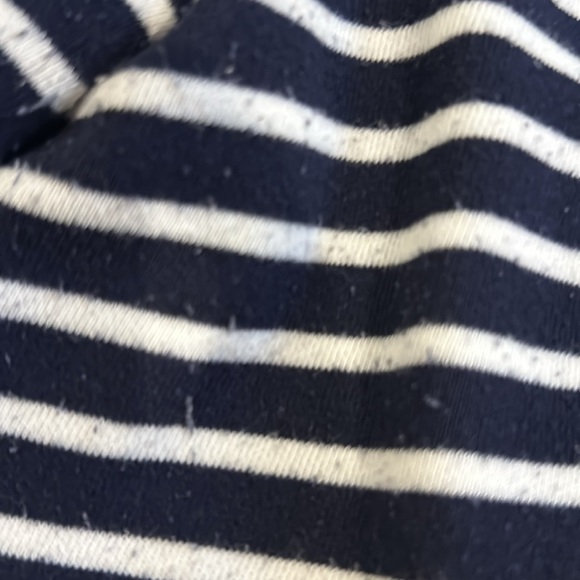 EUC A New Day Women’s Striped V-Neck All-Season Sweater - Navy/Cream Large - Picture 4 of 5